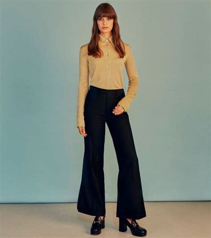 Clara Luciani Taille Poids