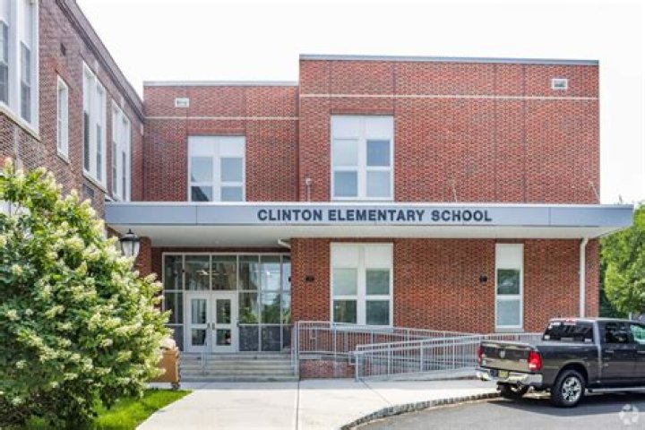 Clinton Elementary School - Maplewood