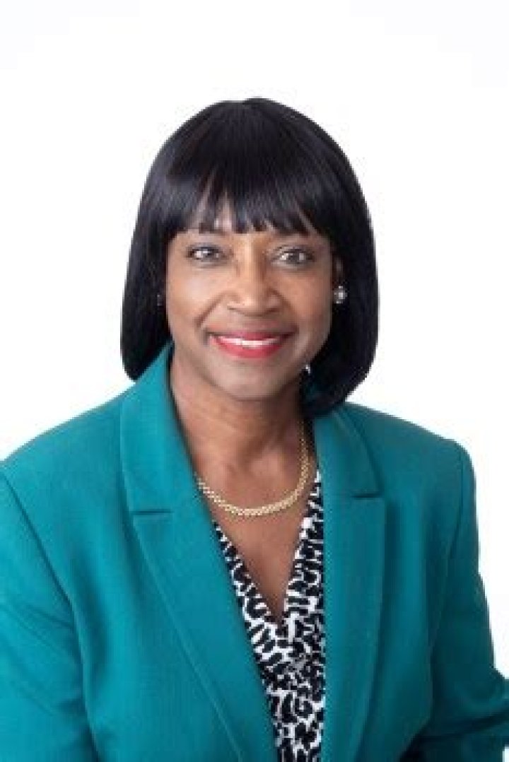 
Commentary |	Questionnaire: Catherine Minnis, candidate for Pembroke Pines City Commission District 2	