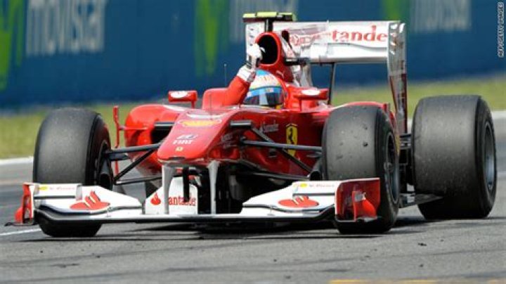 Controversial F-duct to be banned by 2011 | F1