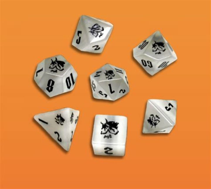 D&D 5E - Death Saves gem stone dice