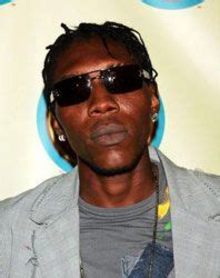 Dancehall musicians - FamousFix.com list