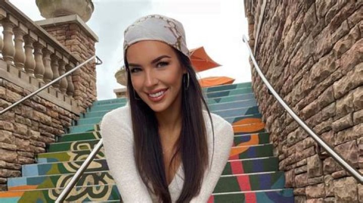 Davia Bunch (The Bachelor) Bio, Age, Height, Family, Salary, Relationship