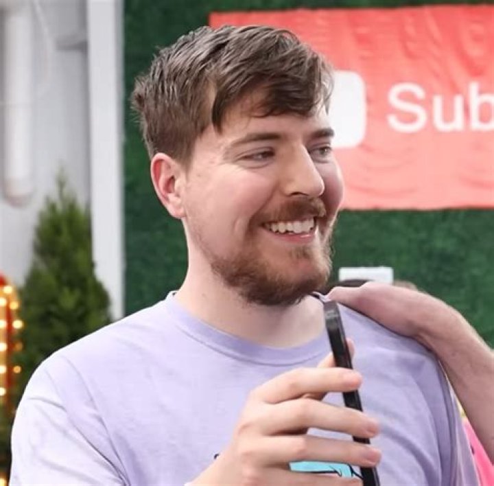 David Jones David biography, songs, age, and net worth