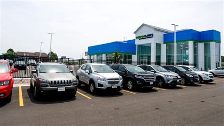 	Dealership group to host career fair	
