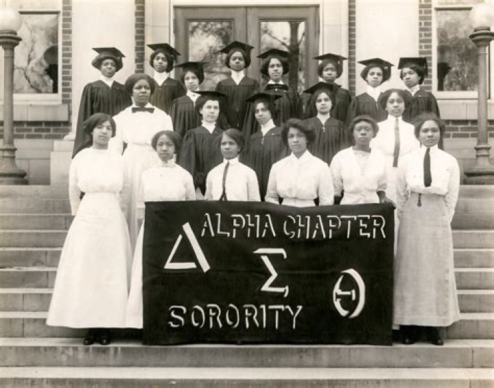 Delta Sigma Theta founders - FamousFix.com list