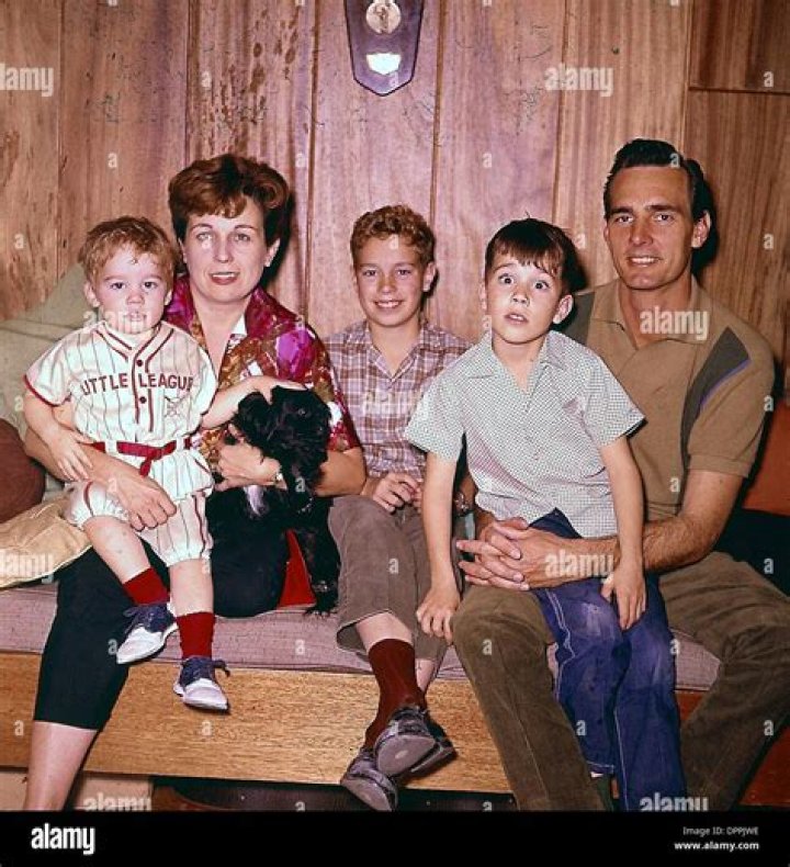 Dennis Weaver and Gerry Stowell activity