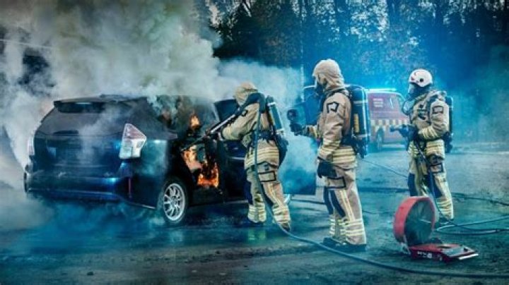 Device aims to help firefighters battle EV fires