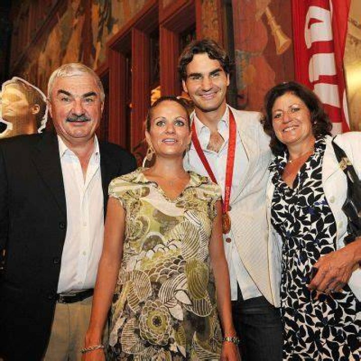 Diana Federer Wikipedia, Age, Birthday, Net Worth, Family, Twins, Husband, Instagram