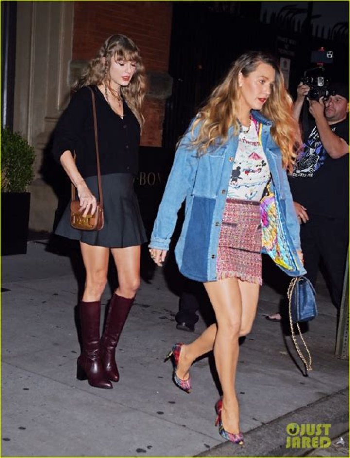 Discovering The Height Of Blake Lively In Feet: A Comprehensive Analysis