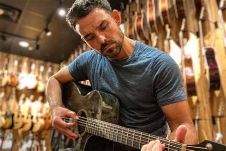 Dispelling Jesse Hutch's Paralyzed Rumors And His Career