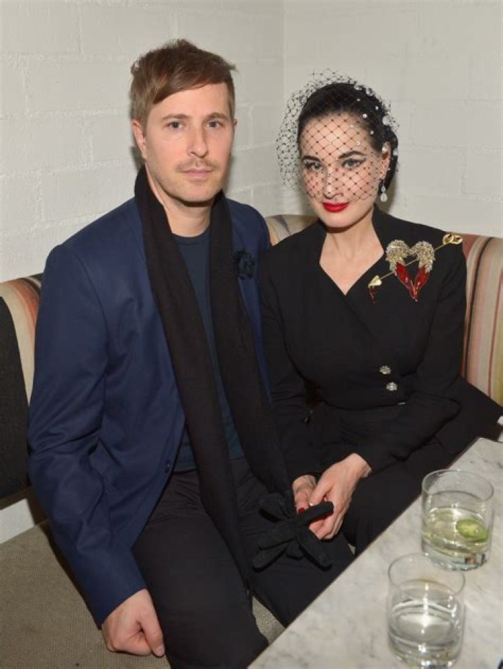 Dita Von Teese And Boyfriend: A Look Into Their Glamorous Relationship