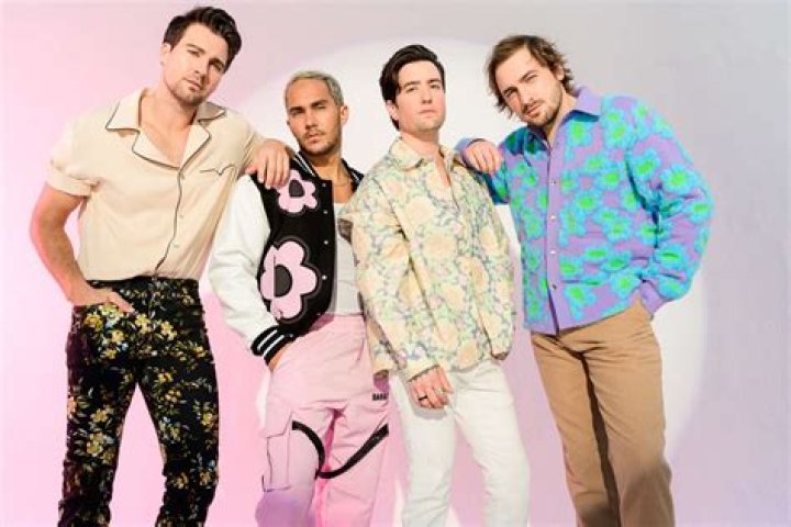 Dixie D'Amelio to open up for Big Time Rush on new tour