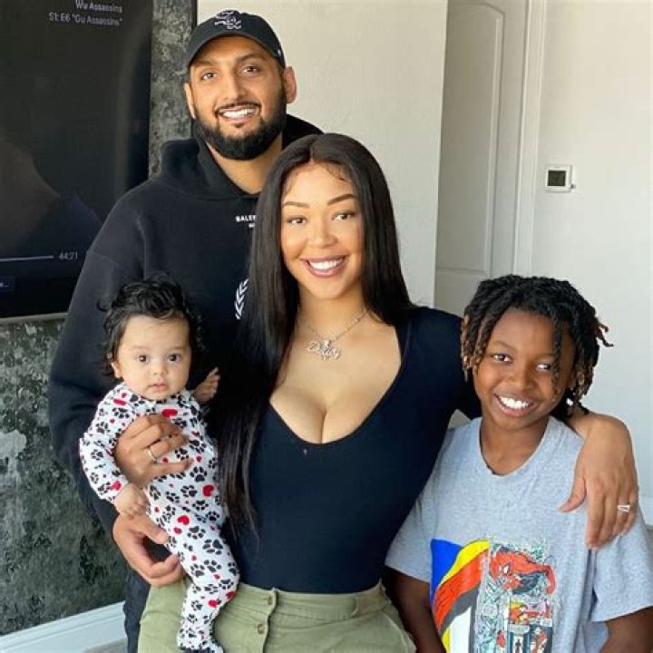 DJ Duffey Fiance, Husband, Net Worth, Age, Wiki, Bio, Son【 Booty 】