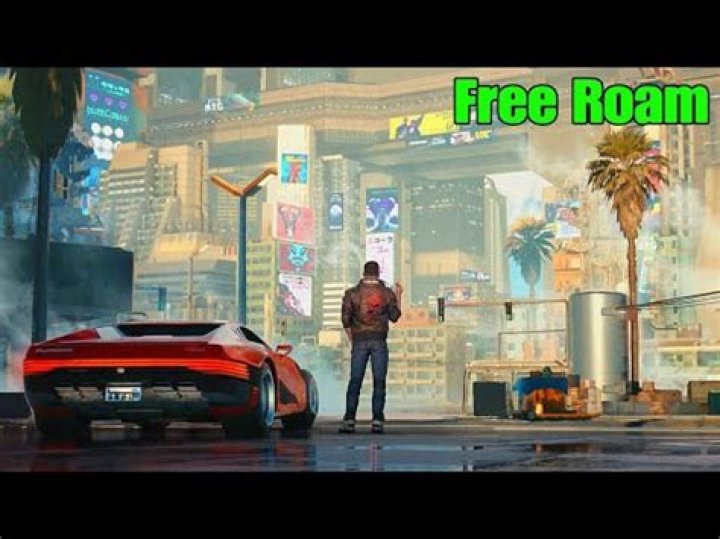 Does Gran Turismo 7 have free roam?