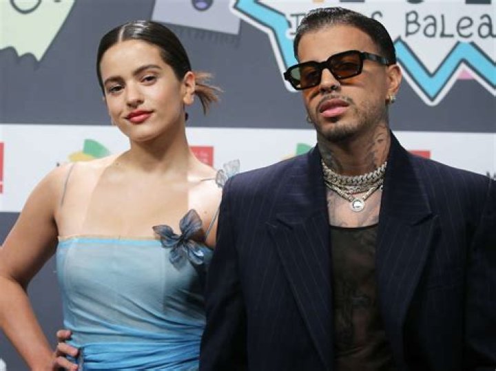 Does Rauw Alejandro Have A New Girlfriend?