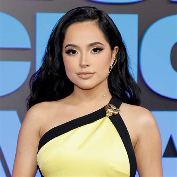 Dorothy Gee - Bio, Age, Single, Nationality, Body Measurement, Career