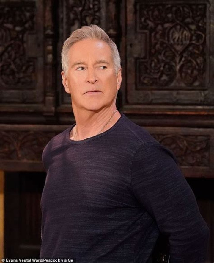 Drake Hogestyn - Bio, Age, Single, Nationality, Body Measurement, Career