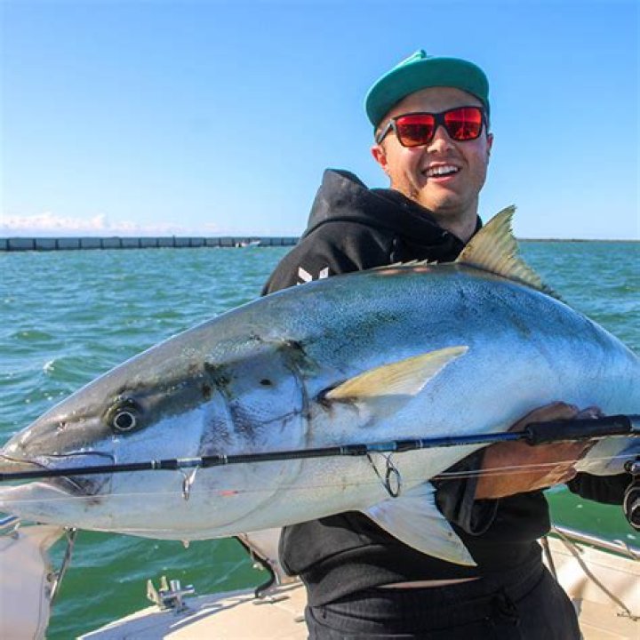 	Drift boat angler catches giant kingfish	
