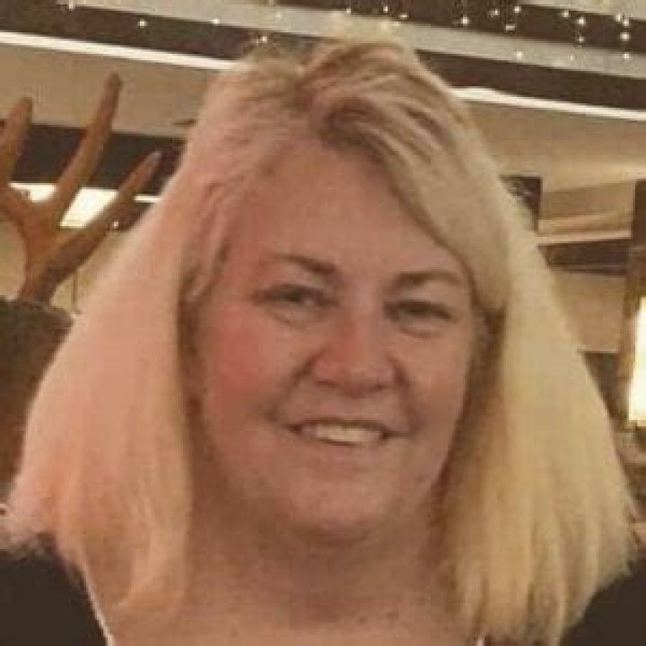 Eileen De Freest - Bio, Age, Net Worth, Salary, Married, Nationality, Body Measurement, Career