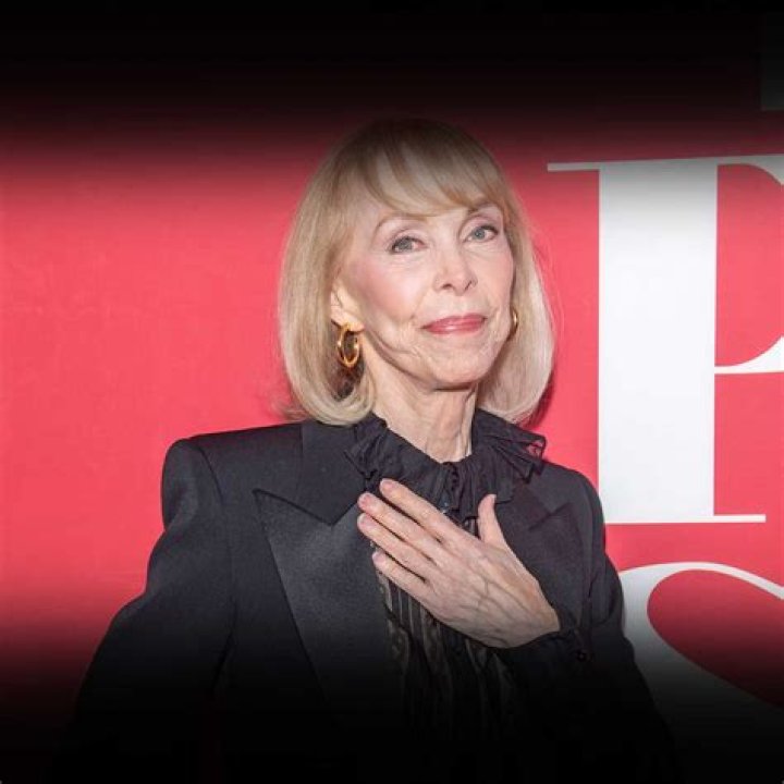 Elaine Joyce Net Worth 2024