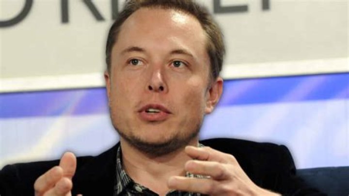 Elon Musk urged to buy YouTube after calling out 