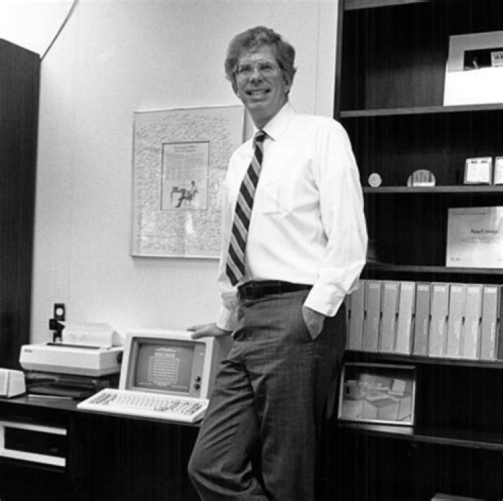	ESTRIDGE AMONG 14 IN IBM ‘FAMILY’ TO DIE	