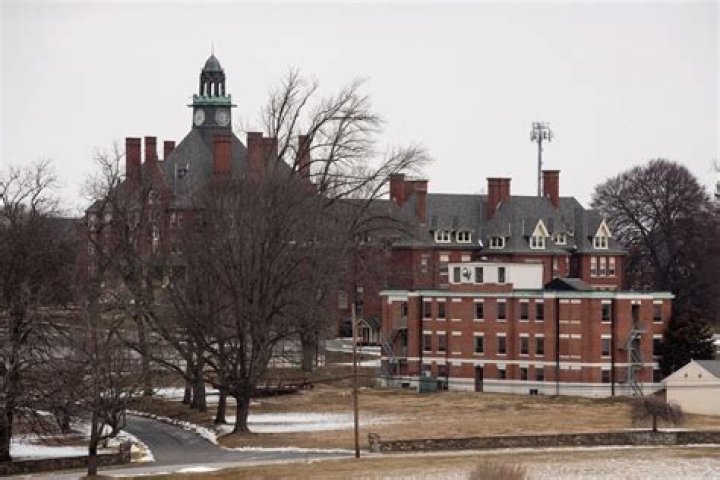 Ex-students sue, alleging abuse at oldest US reform school