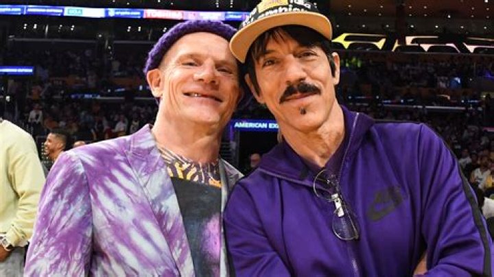 Exploring The Dating Life Of Red Hot Chili Peppers Lead Singer