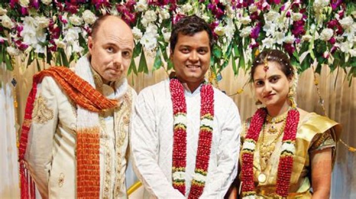 Exploring The Dynamic Relationship Of Karl Pilkington And Suzanne