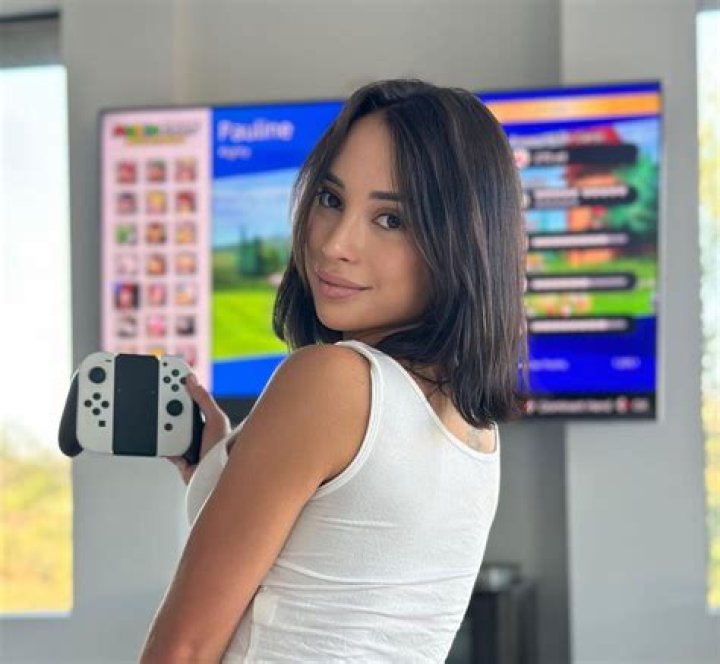 Exploring The Life And Career Of Veronica Perasso: A Deep Dive Into Her Journey