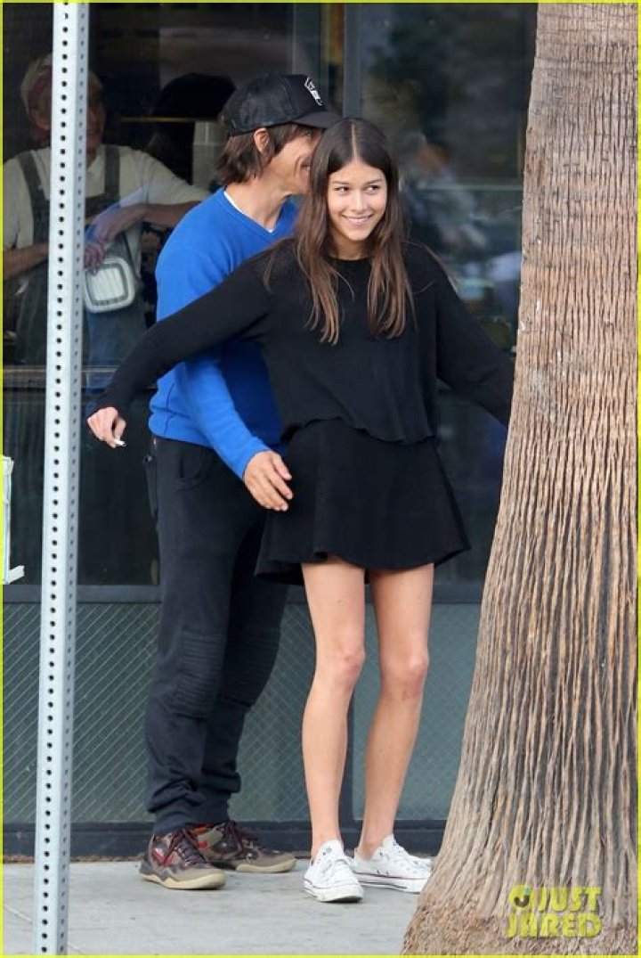 Exploring The Love Life Of Anthony Kiedis: His Girlfriend And Relationships