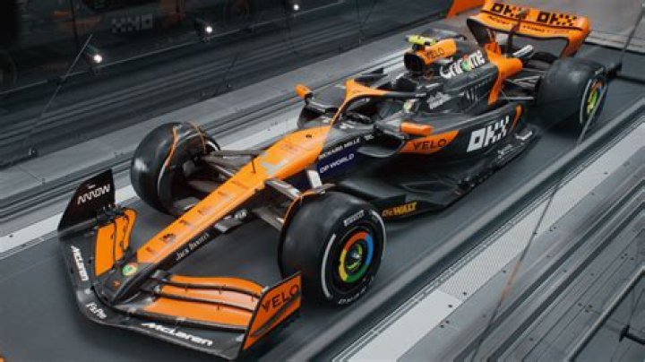 F1法国大奖赛：勒克莱尔领跑撞车 维斯塔潘笑纳大礼-新华网