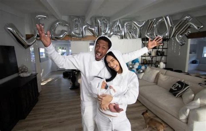 FANS: ‘NICK CANNON AT LEAST SHOWS UP FOR HIS BABY MAMAS MATERNITY SHOOTS’