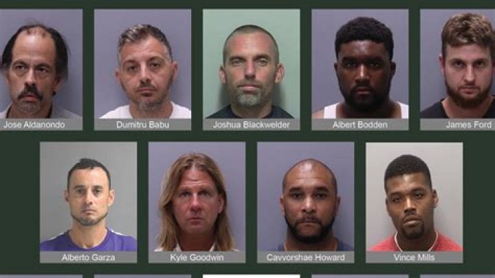 	FAU urged to ‘ban the box’ and stop asking students about their arrest records	