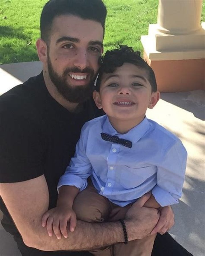 Faze Apex - Bio, Age, Net Worth, Height, Married, Nationality, Career