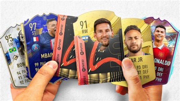 FIFA 22 IRL pack opening on TikTok is so good people want it to be real
