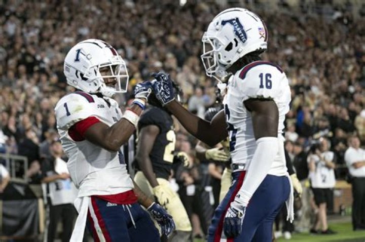 	Florida Atlantic Owls quarterback De’Andre Johnson to transfer to another school	