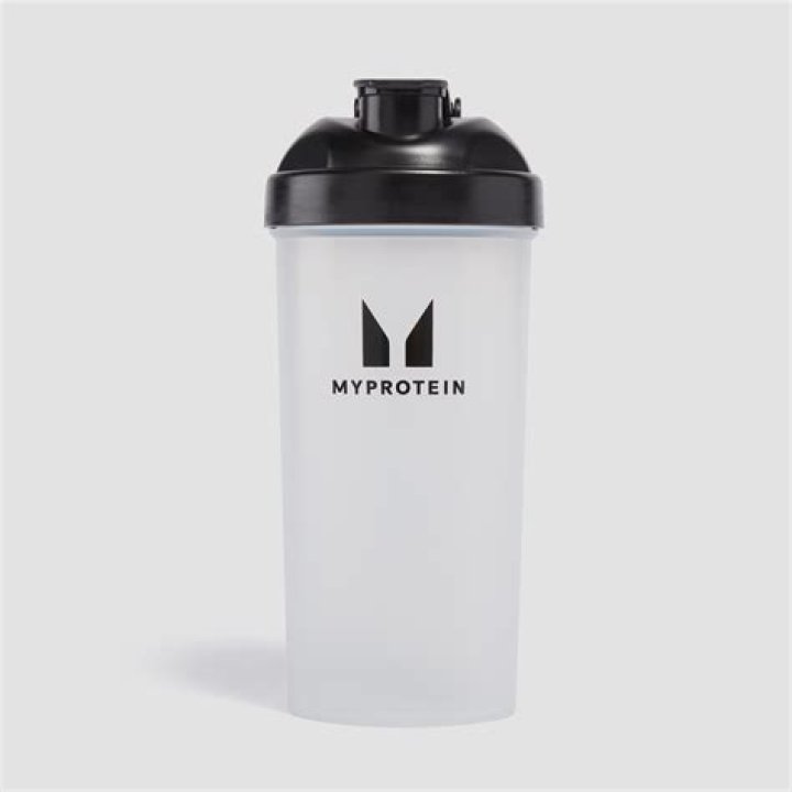 Free Red Shaker | MYPROTEIN™