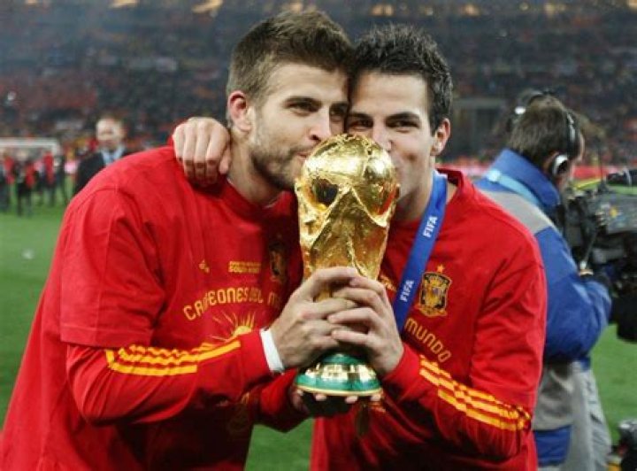 Gerard Pique Net Worth, Salary & Endorsements 2021