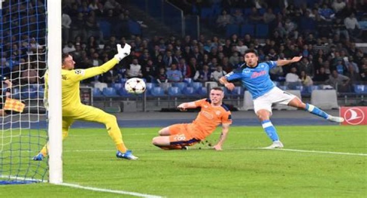 Gio Simeone scores twice for Napoli in 3-0 win vs. Rangers