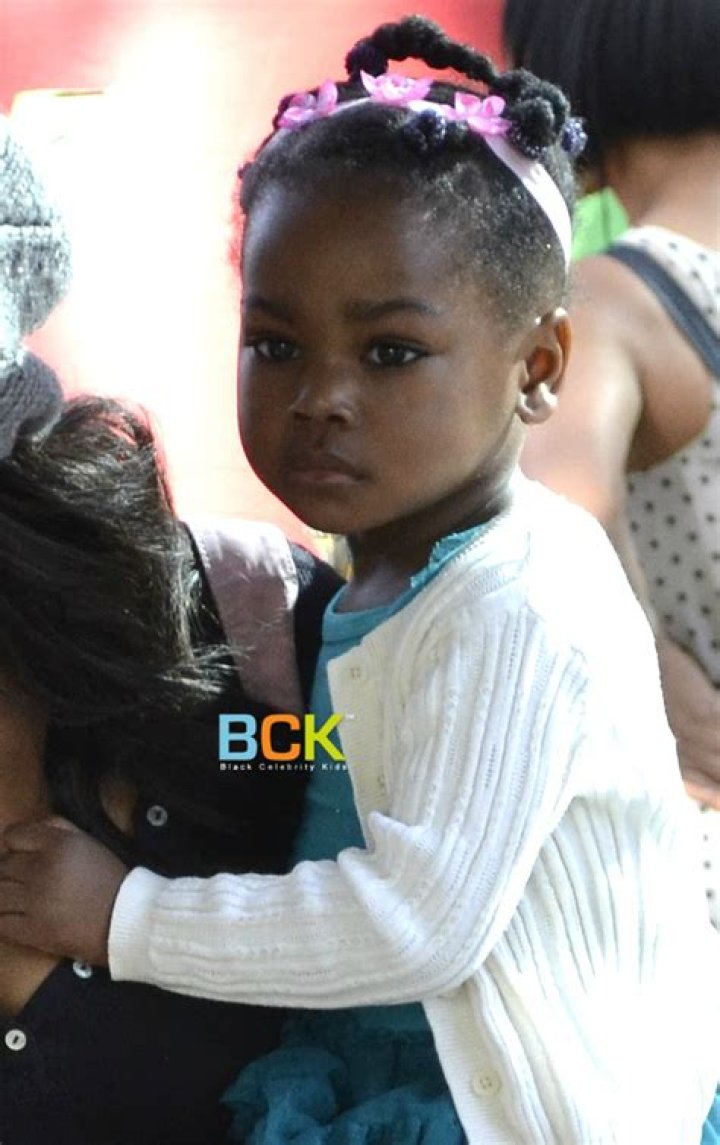 GOLDEN BROOKS SAYS BEING A MOM IS ‘THE BEST GIFT EVER’
