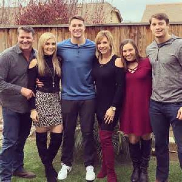 Halle Batchelder Dad: The Influential Figure Behind Her Success