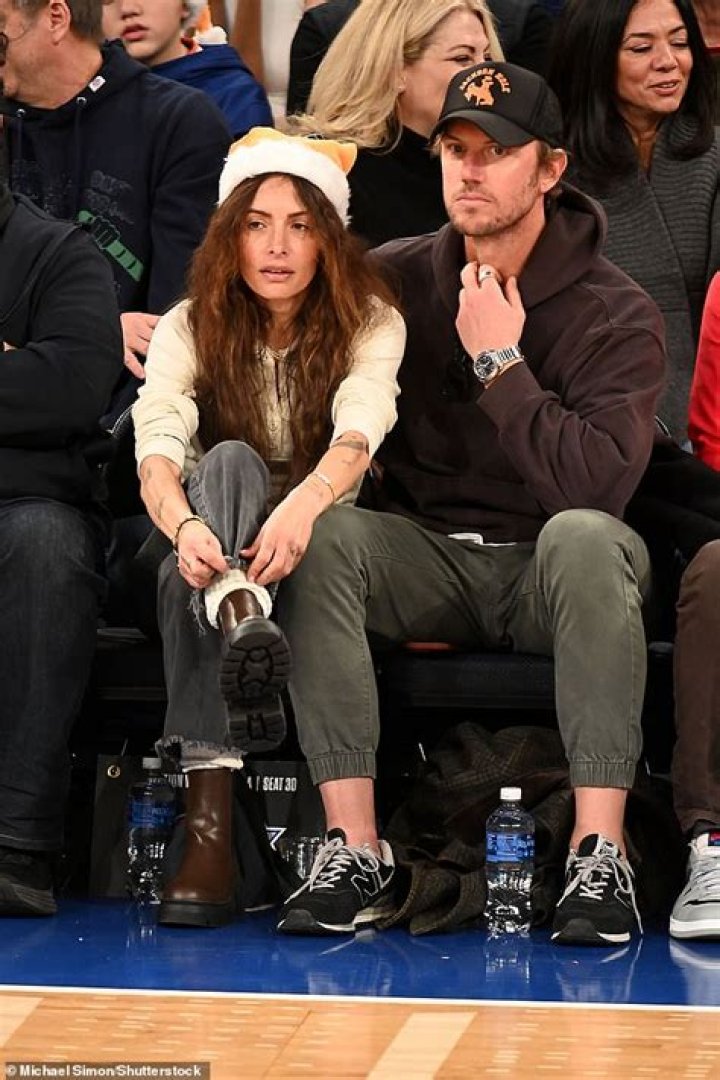Her Kids With Ex Husband Steve Howey