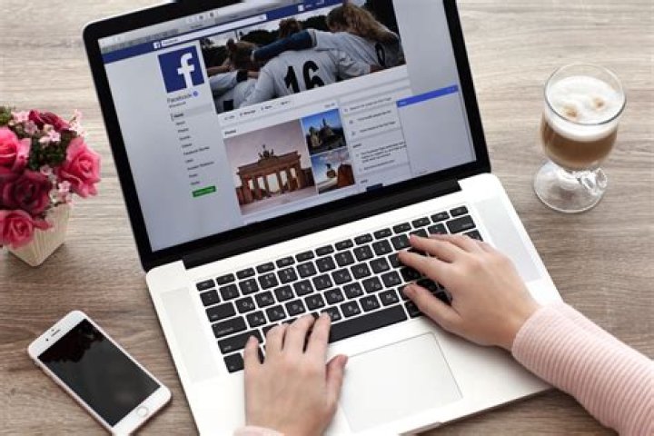 How Does Facebook Work? The Nuts and Bolts [Technology Explained]
