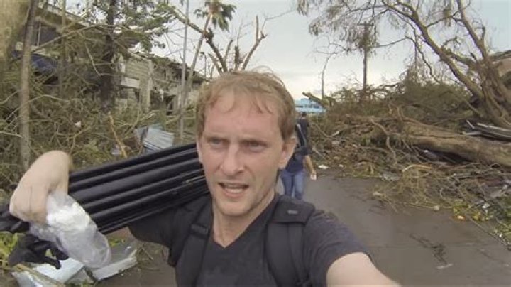How Hong Kong' s James Reynolds made chasing typhoons a career