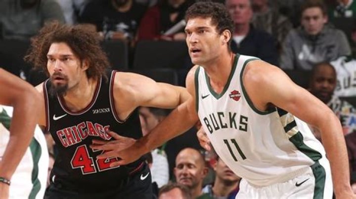 How many Lopez brothers are there in the NBA? All you need to know