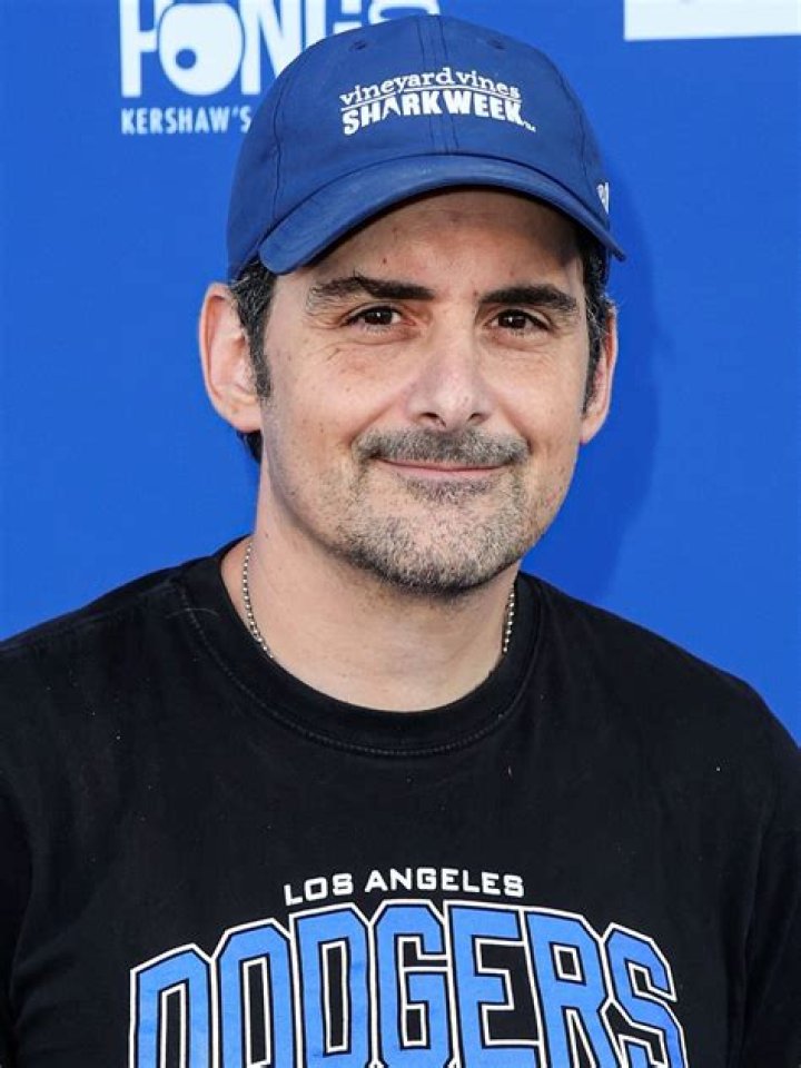 How Old Is Brad Paisley? A Comprehensive Look At His Life And Career