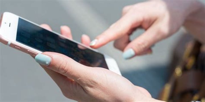 How to Take an iPhone Screenshot Without the Home or Power Buttons