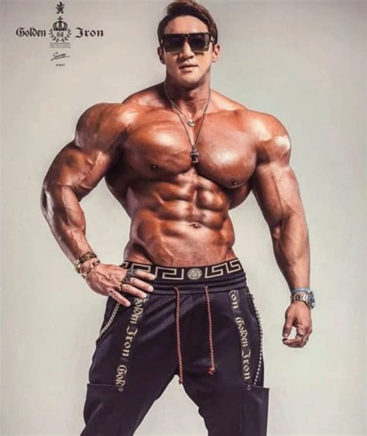 Hwang Chul Soon - Bio, Age, Height, Married, Nationality, Career, Wiki